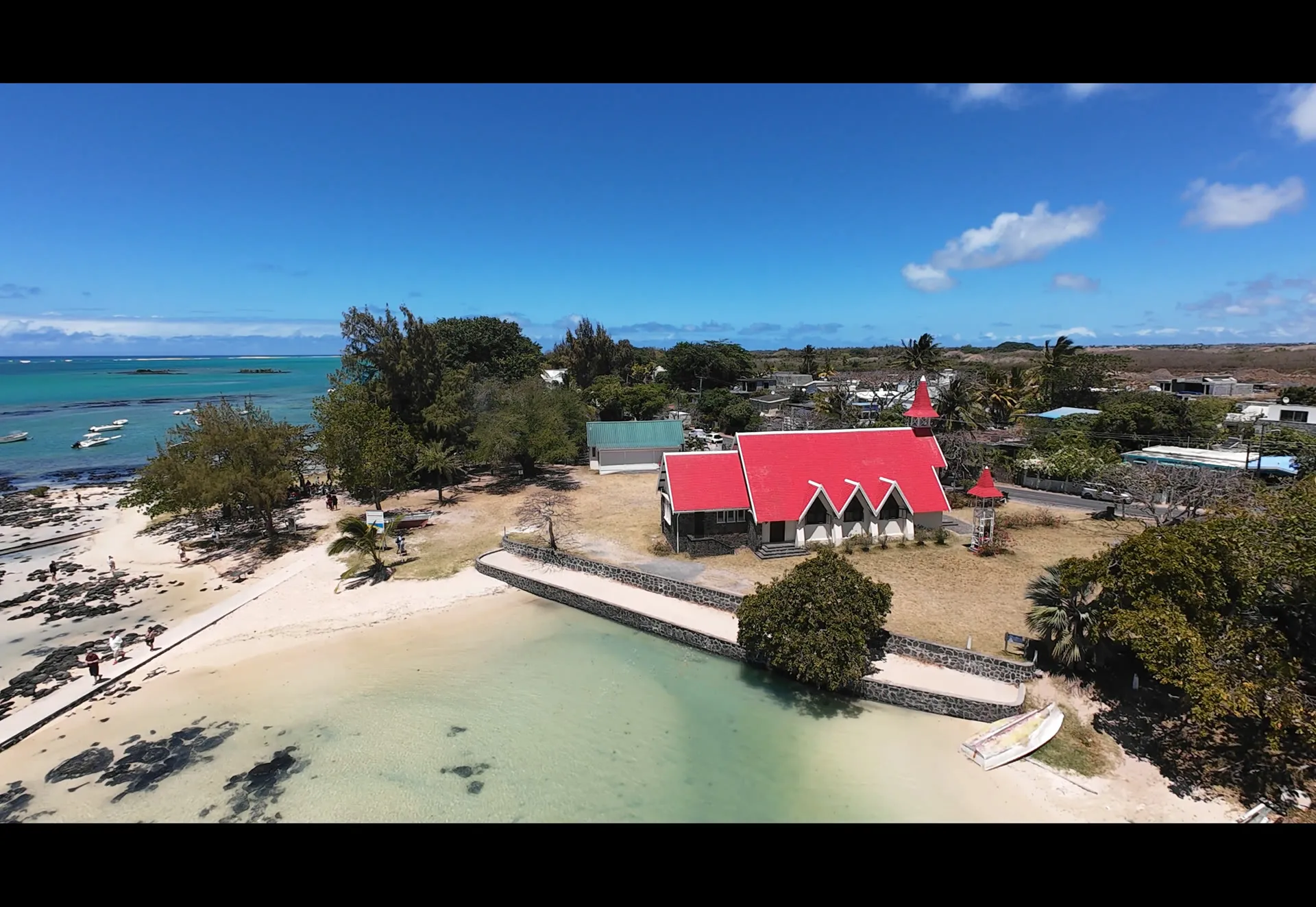 Drohnenaufnahme Kirche Mauritius